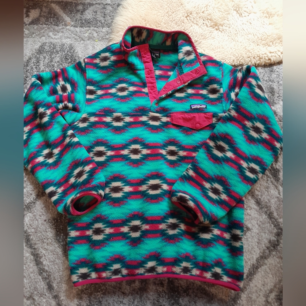 Patagonia synchilla Geo Pattern quarter button pull over sweatshirt